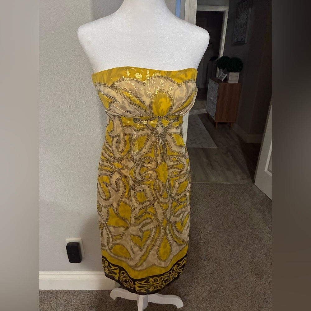 Nicole Miller Strapless Yellow and Cream Patterned Dress with Metallic Detail